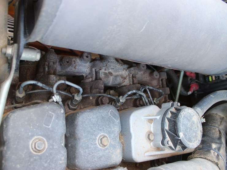 new-holland-ls190-image-33