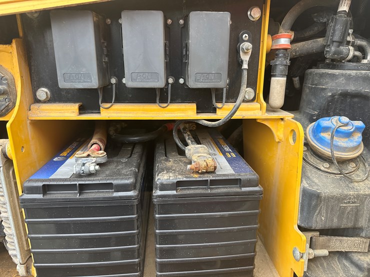 deere-550k-lgp-image-44