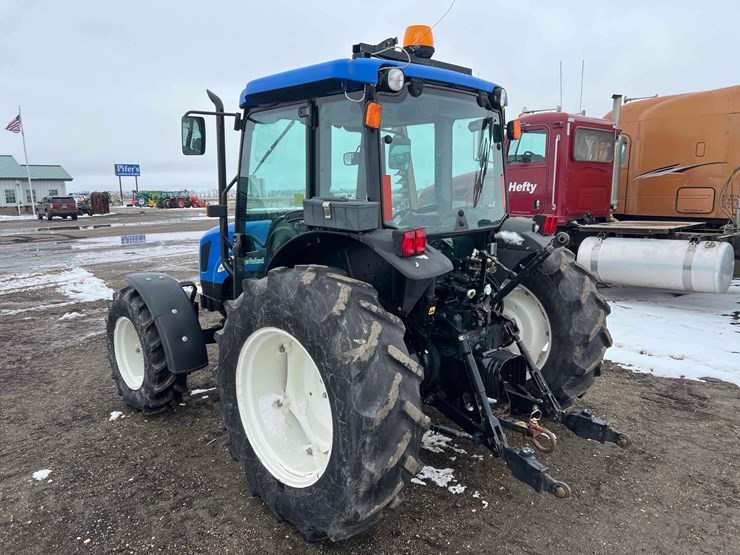 new-holland-tn70da-image-12