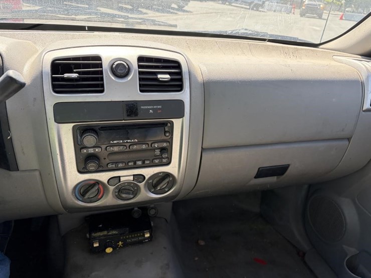 2008-chevrolet-colorado-image-14