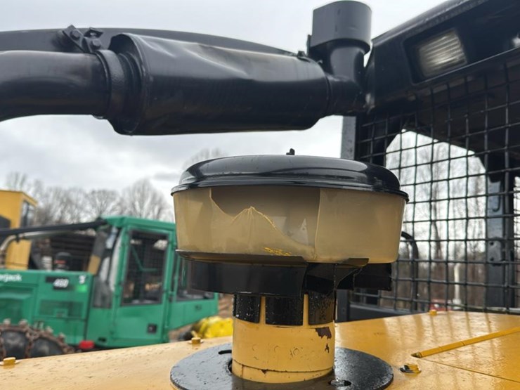 caterpillar-525-image-40