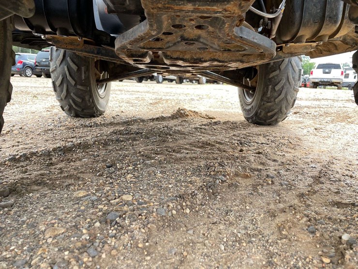 2005-polaris-700-efi-4x4-atv-(523-hours)-image-19