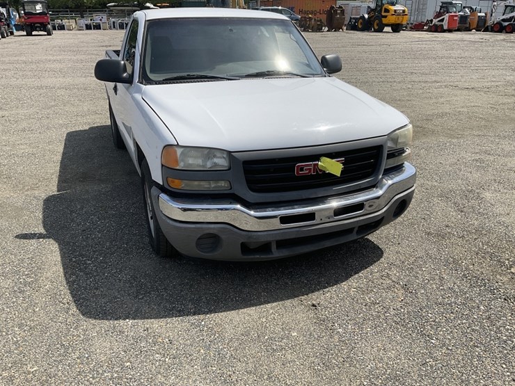 2005-gmc-1500-image-7