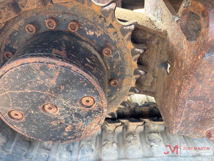 2020-bobcat-e26-image-11