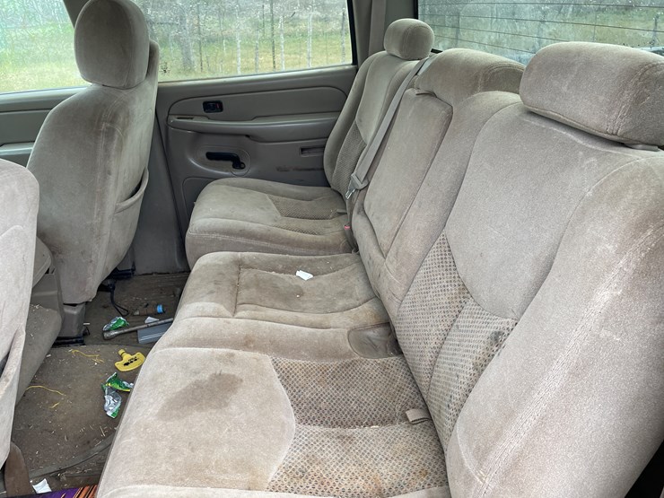 #4006-•-2005-chevy-crew-cab-truck-(az-title)-image-43