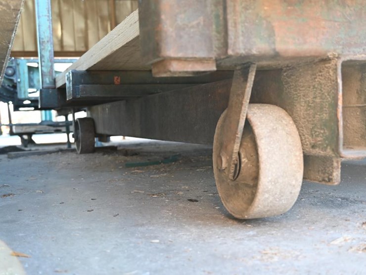 #174-•-lumber-carts-image-11
