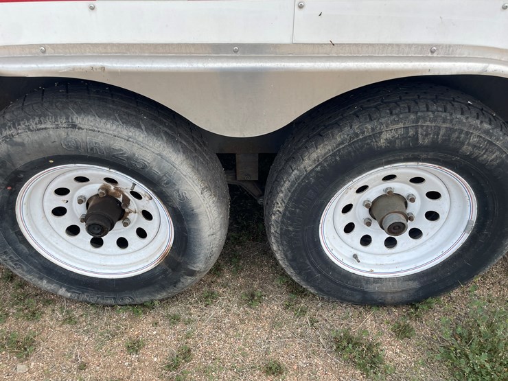 #4013-•-haulmark-enclosed-trailer-(az-title)-image-17