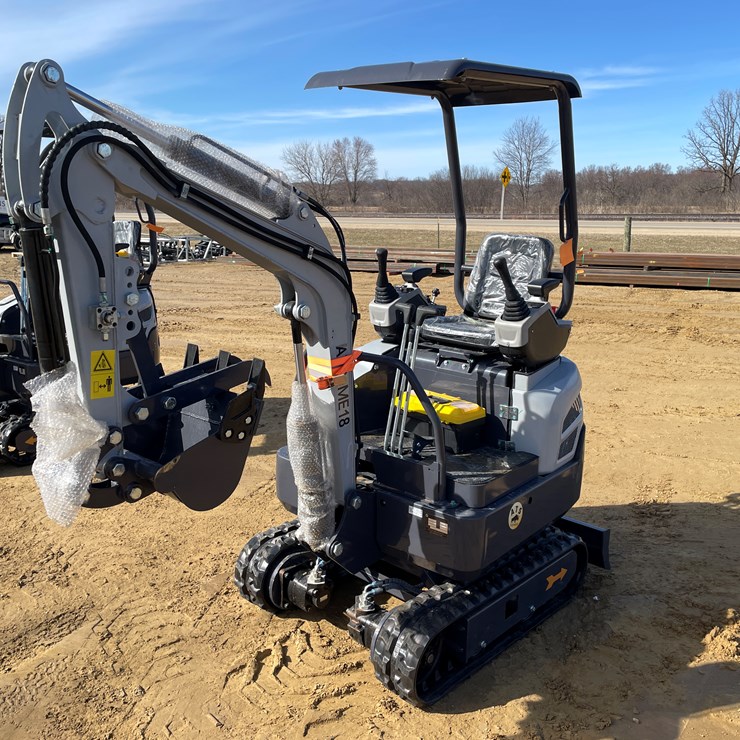 #1033 • New ATS ME18 Mini Excavator