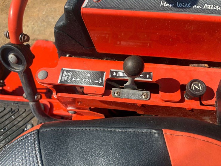 2016-badboy-outlaw-xp-61"-zero-turn-mower-(723.8-hours)-image-10