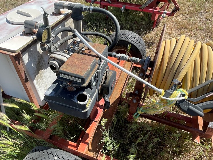 #4042-•-reel-sprayer-on-cart-image-7