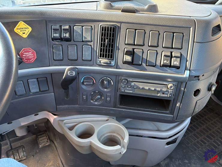 2008-volvo-vt-t/a-truck-tractor-image-63
