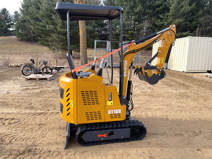 #1038-•-new-ats-rt15r-mini-excavator-image-4