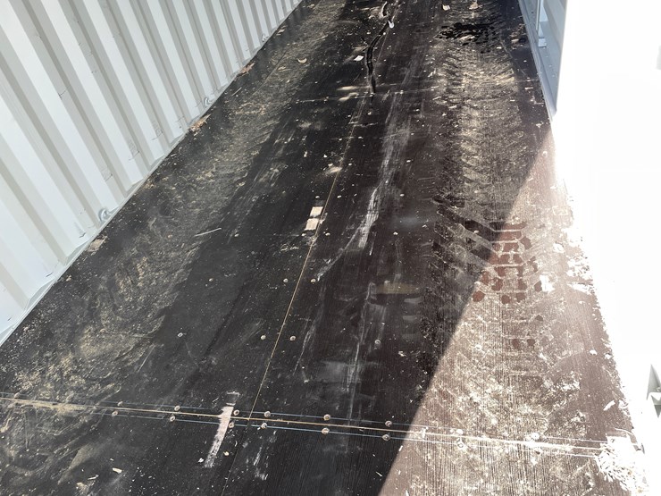 #111-•-40'-high-cube-multi-door-shipping-container-image-15