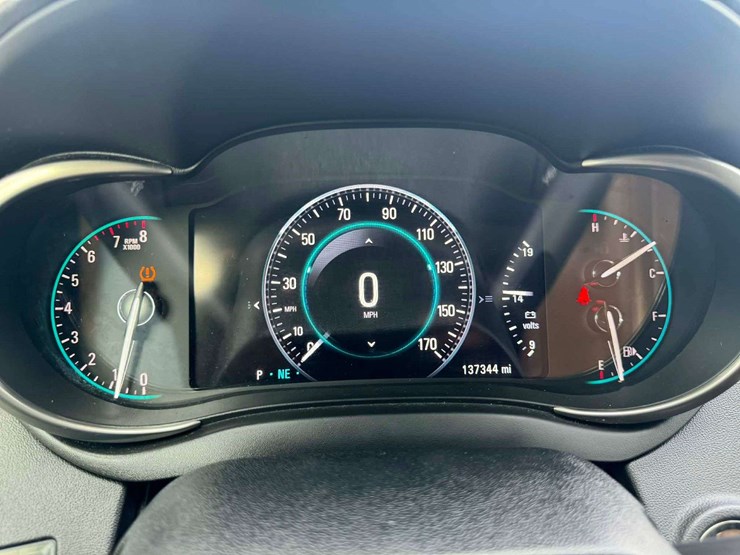 2016-buick-lacrosse-leather-fwd-4d-sedan-3.6-6cyl.-gasoline-(137,344-miles)-image-13