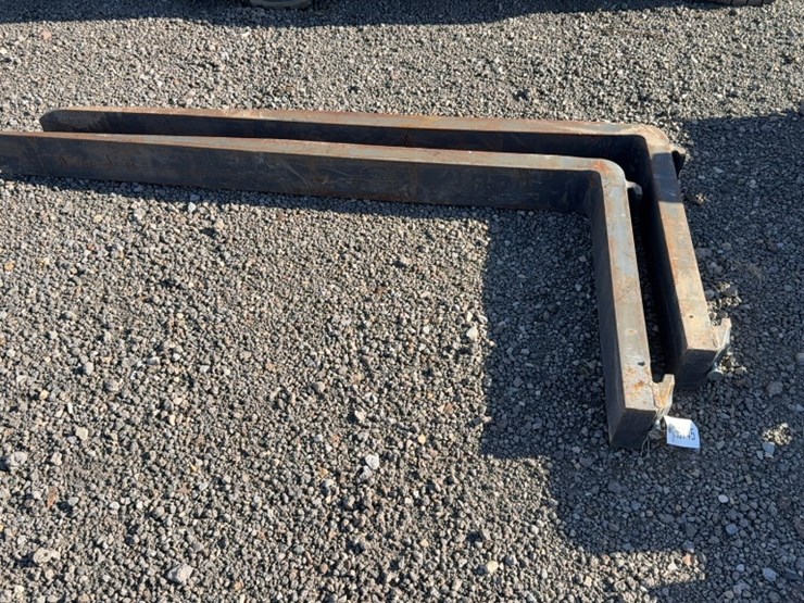#2093-•-set-of-72"-pallet-fork-tines-image-1