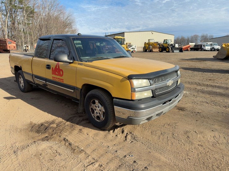 2004-chevrolet-silverado-1500-image-7
