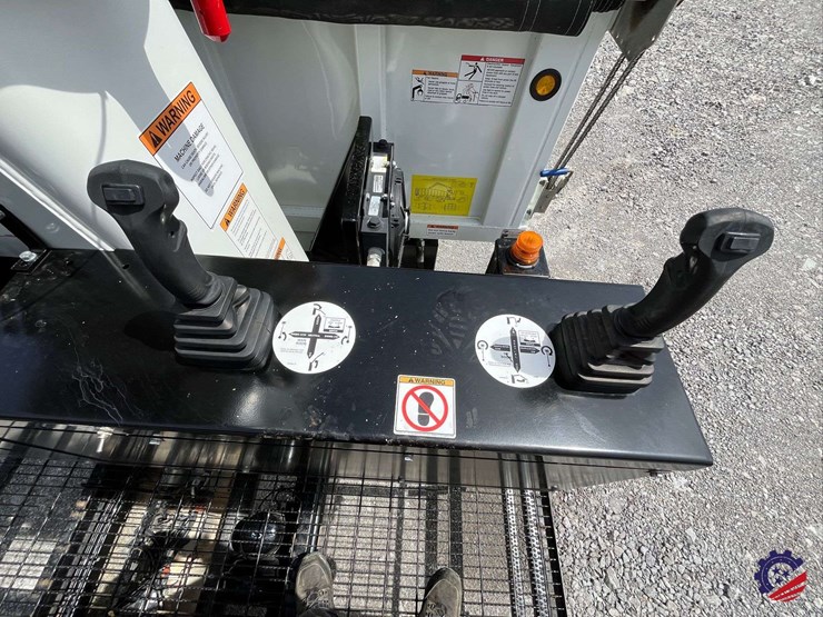 2025-kenworth-t380-image-69