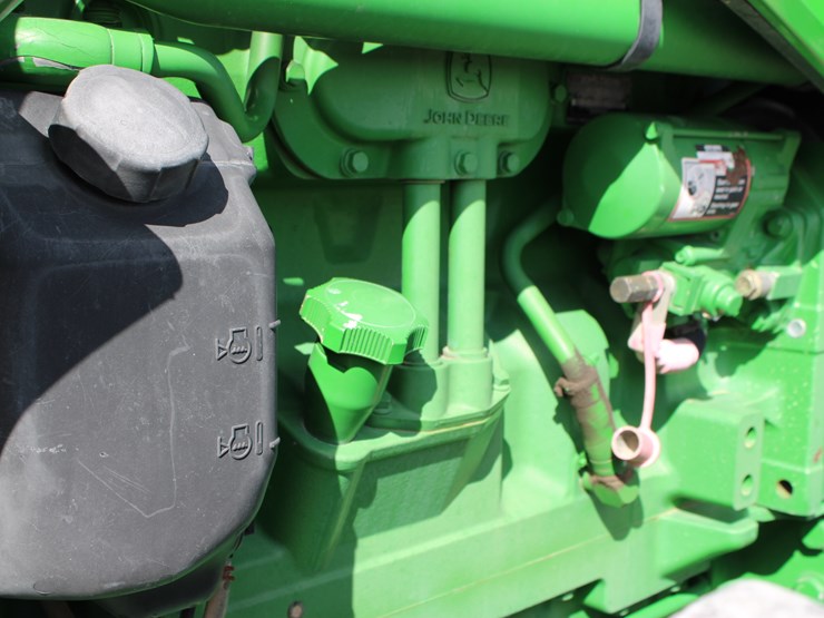 2012-john-deere-8270r-image-88