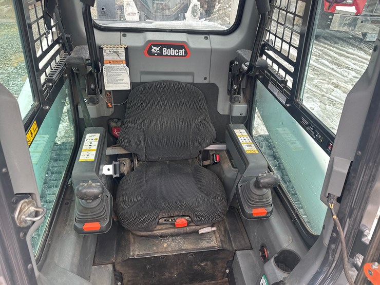2022-bobcat-t66-image-31