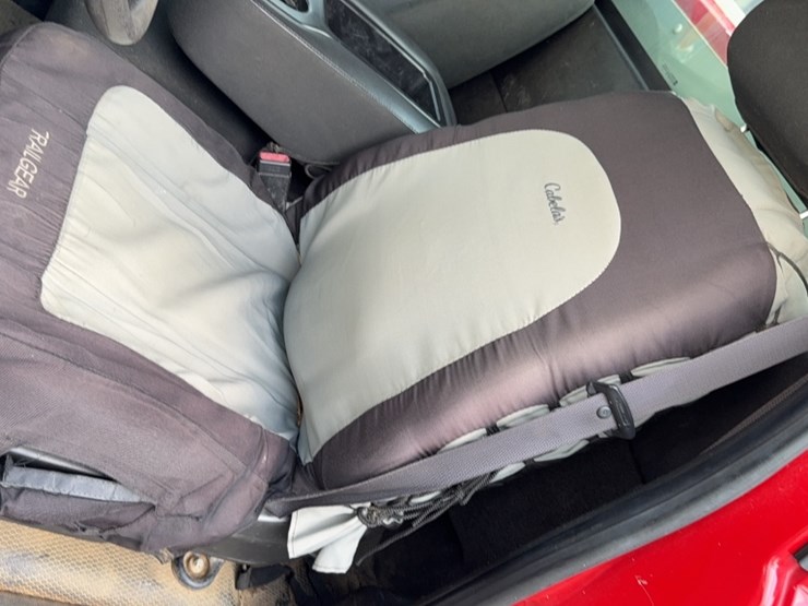 2011-chevrolet-2500-image-19