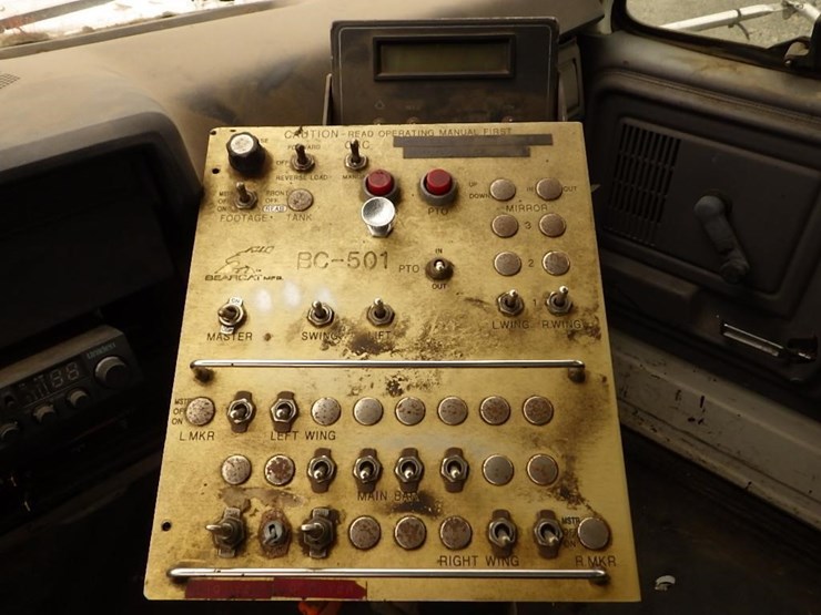 1995-ford-f800-image-39