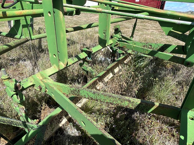 #4083-•-land-plane-image-11