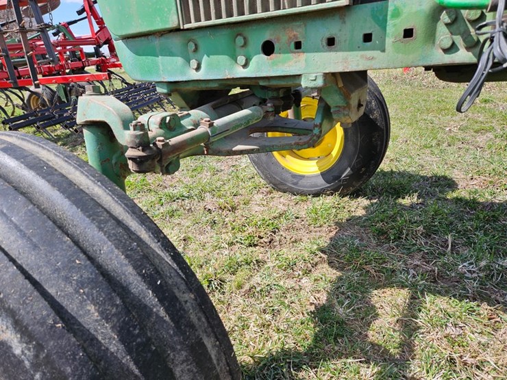 john-deere-4020-image-40