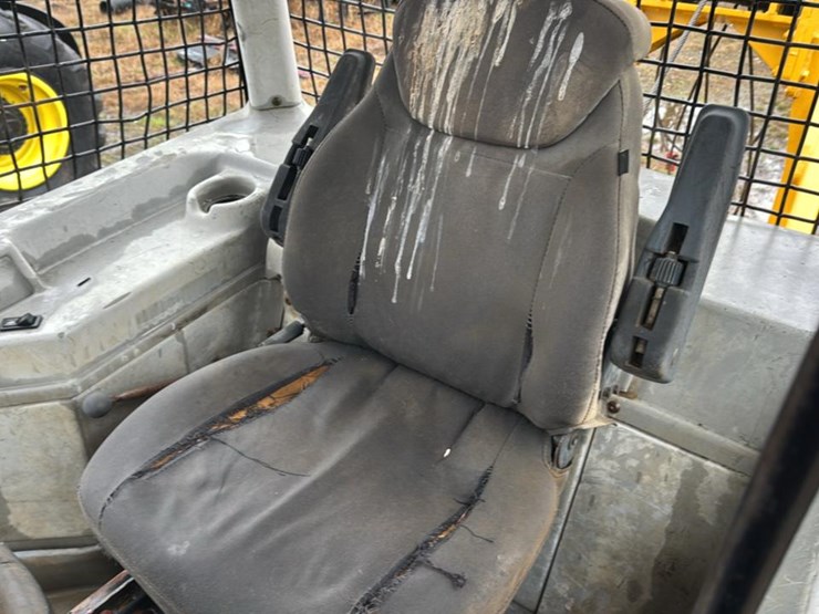 caterpillar-525-image-11