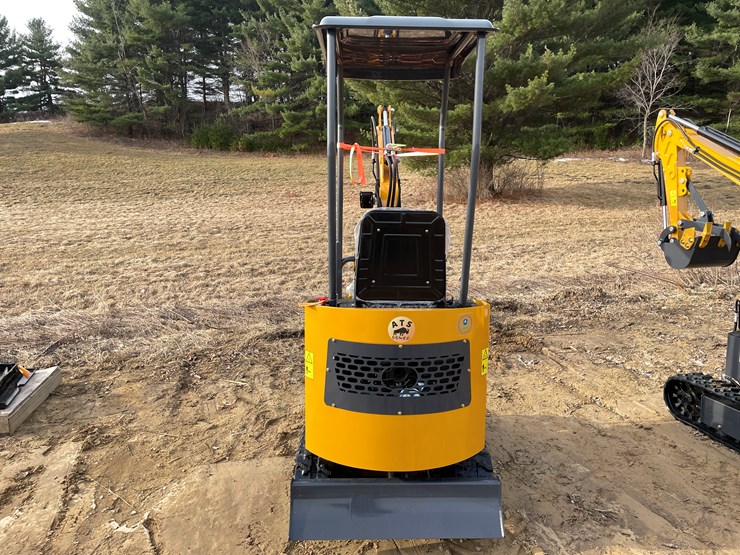 #1042-•-new-ats-rt12r-mini-excavator-image-6
