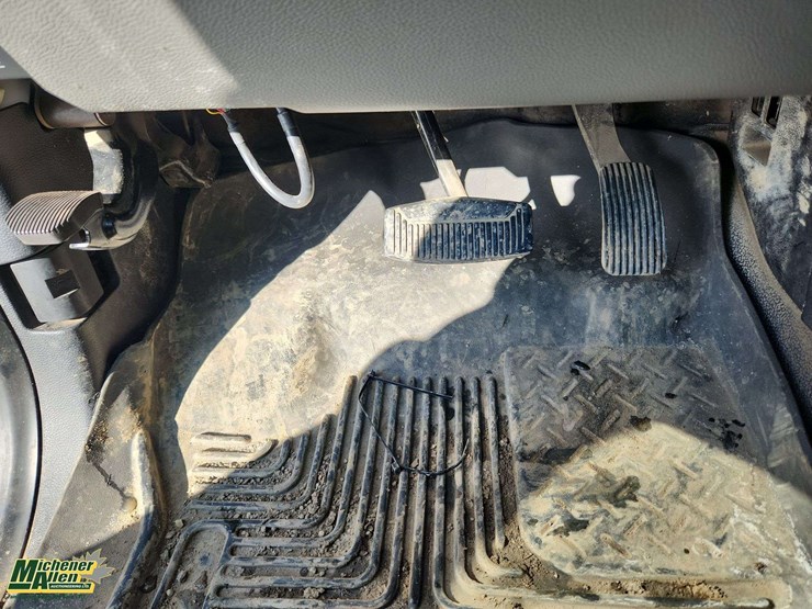 2017-ford-f350-image-15