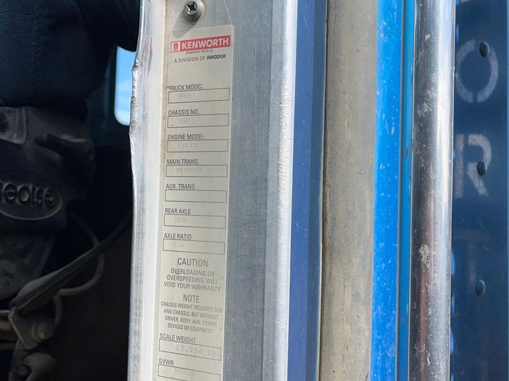 2004-kenworth-w900-image-78