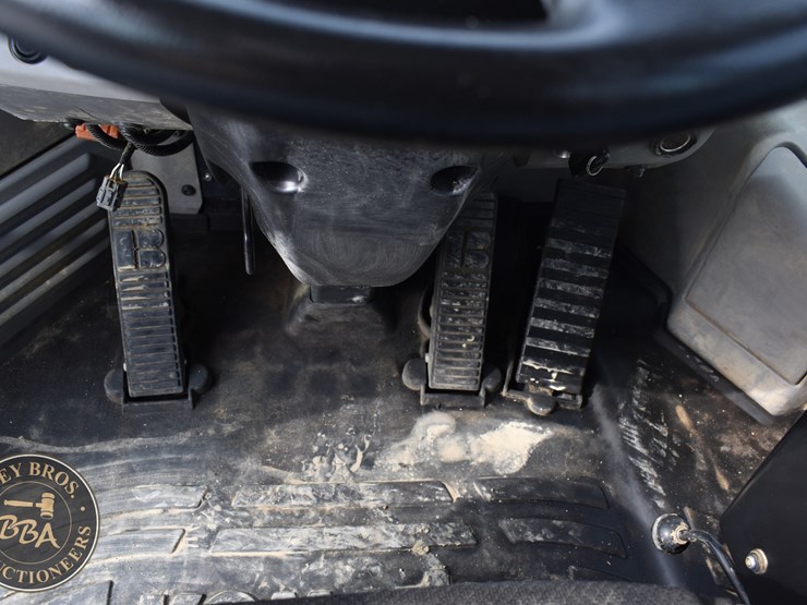 2021-komatsu-wa380-8-image-57