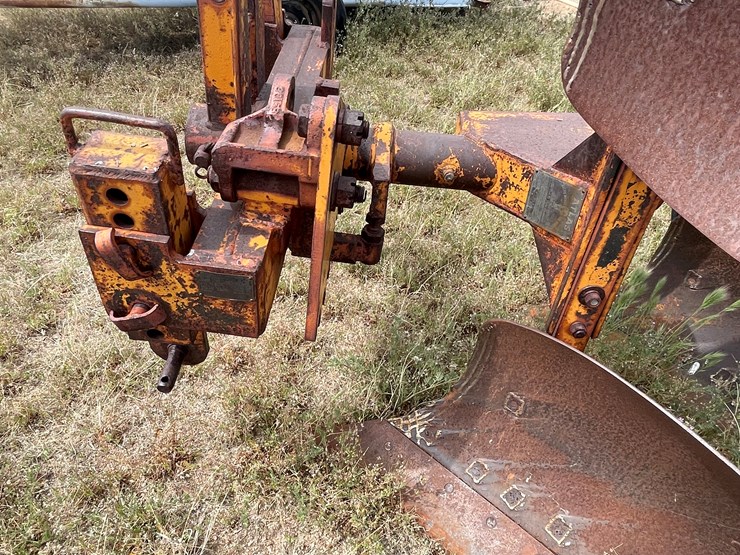 #4055-•-atlas-turnover-plow-image-7