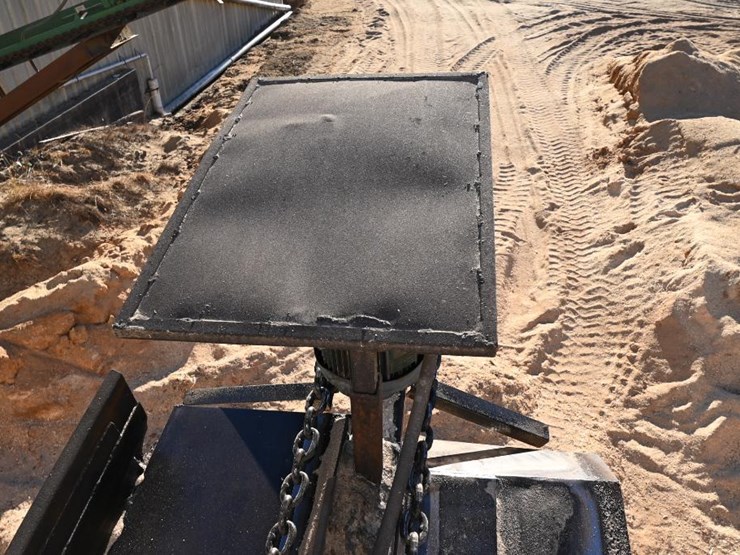 #188-•-barn-sweep-image-12