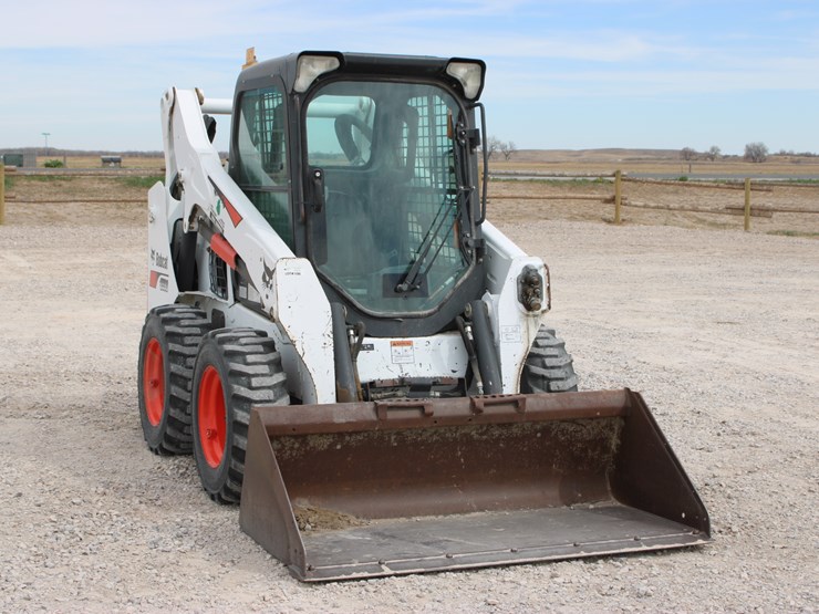 2017-bobcat-s590-image-3