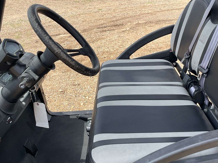 2023-bintelli-electric-6-seater-golf-cart-w/-on-board-charger-(38-miles-showing)-image-8