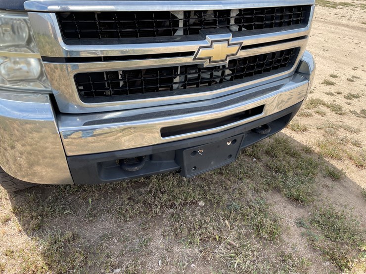 2009-chevrolet-2500-image-17