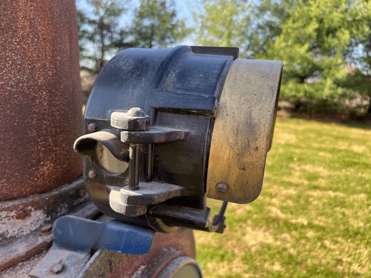 frick-steam-locomotive-with-track-image-64