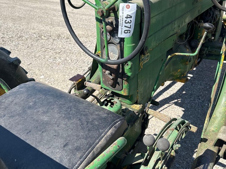 john-deere-420-image-10