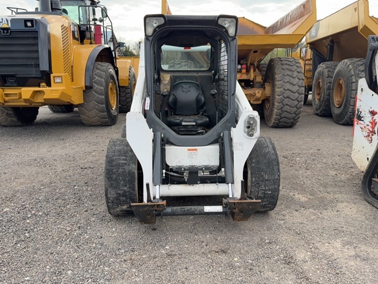 2018-bobcat-s570-image-2