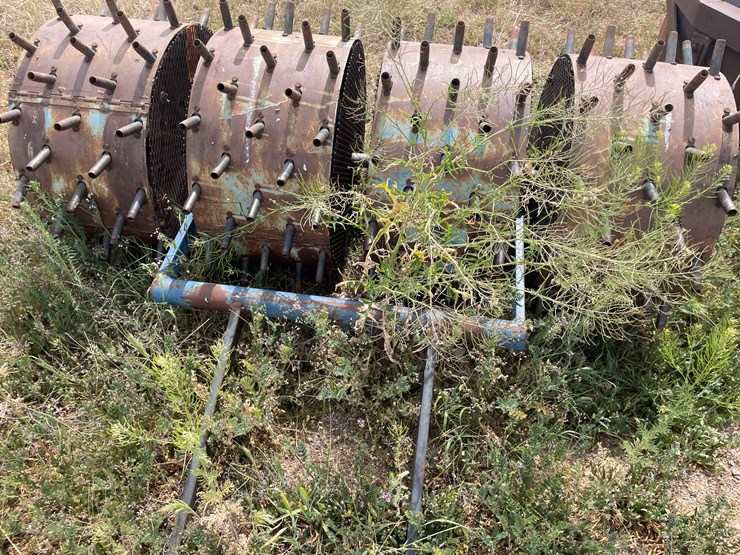 #4064-•-tow-behind-spike-aerator-image-5