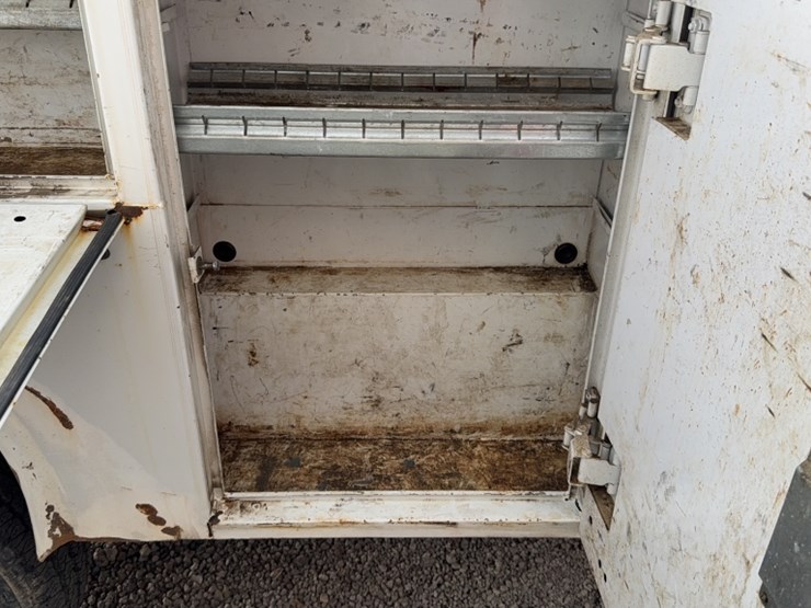 2012-dodge-2500-image-9