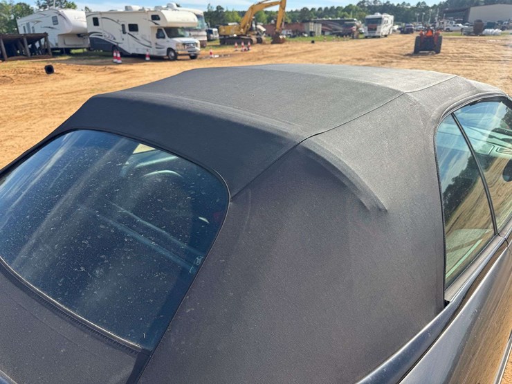 2005-chrysler-sebring-touring-convertible-coupe---87,039-miles-image-28