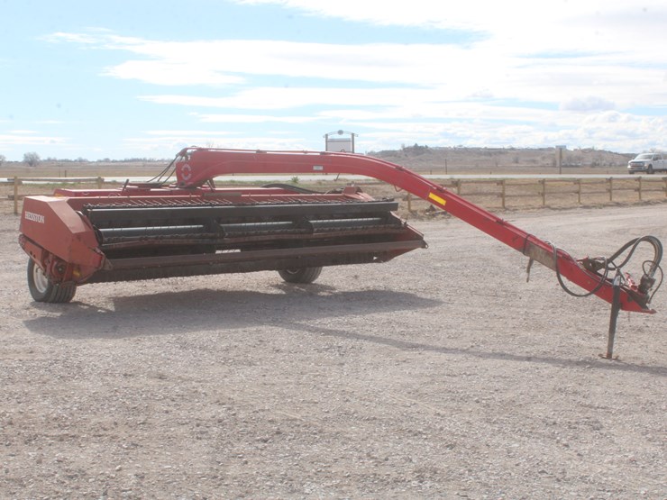 hesston-1170-image-6