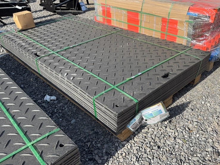 #6038-•-qty(12)-4'-x-8'-ground-protection-mats-image-2