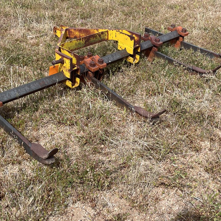 #4086 • 6' Tool Bar