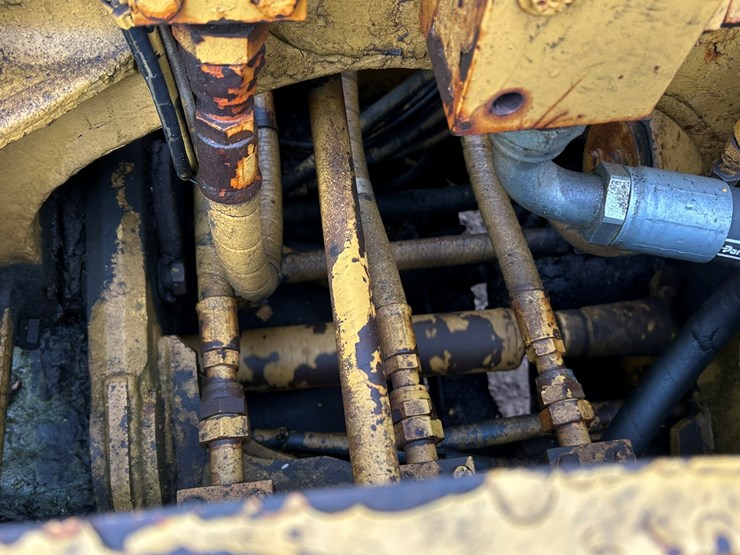 caterpillar-615c-image-63