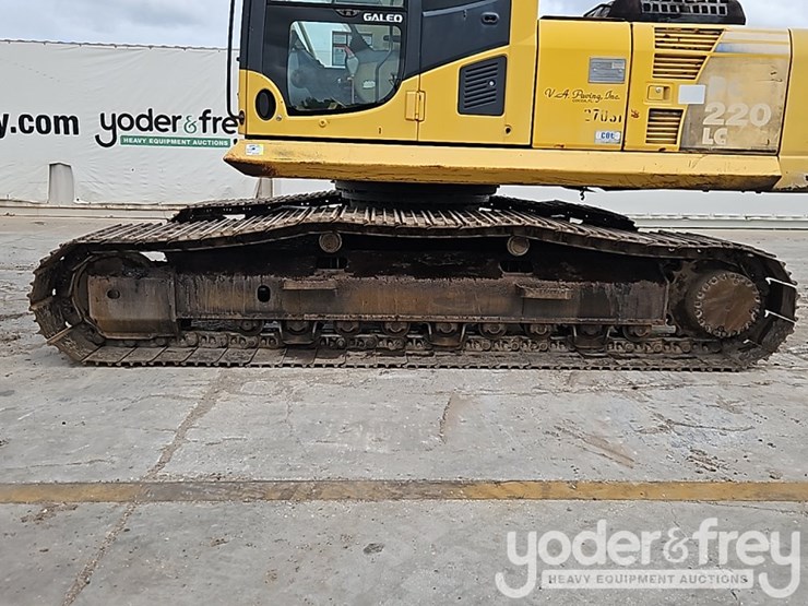 2007-komatsu-pc220-lc-8-image-21