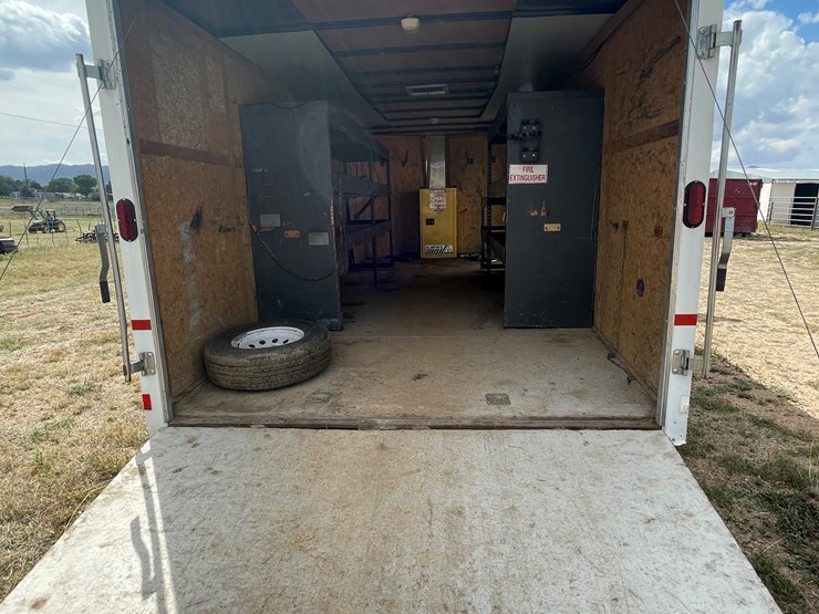 #4013-•-haulmark-enclosed-trailer-(az-title)-image-19