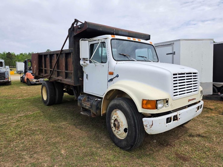 1992-international-4900-image-4